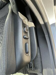 2024 Chevrolet Equinox LT - Photo 13 - Macomb, IL 61455