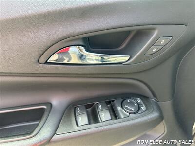 2024 Chevrolet Equinox LT - Photo 29 - Macomb, IL 61455