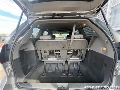 2017 Toyota Sienna XLE 7-Passenger   - Photo 15 - Macomb, IL 61455