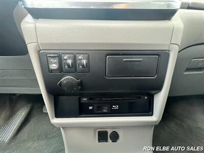 2017 Toyota Sienna XLE 7-Passenger   - Photo 26 - Macomb, IL 61455