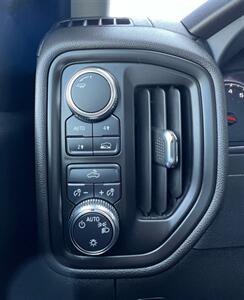 2023 GMC Sierra 1500 Pro - Photo 16 - Macomb, IL 61455