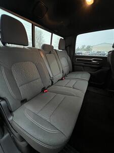 2023 RAM 1500 Big Horn   - Photo 12 - Macomb, IL 61455