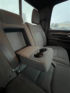 2023 RAM 1500 Big Horn   - Photo 13 - Macomb, IL 61455
