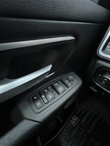 2023 RAM 1500 Big Horn   - Photo 17 - Macomb, IL 61455