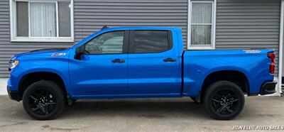 2025 Chevrolet Silverado 1500 LT Trail Boss   - Photo 3 - Macomb, IL 61455