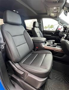 2025 Chevrolet Silverado 1500 LT Trail Boss   - Photo 11 - Macomb, IL 61455