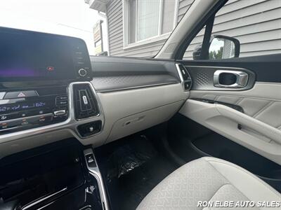 2023 Kia Sorento SX   - Photo 24 - Macomb, IL 61455