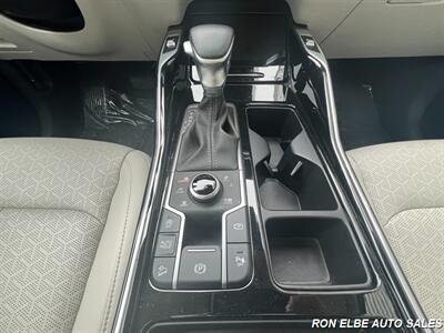 2023 Kia Sorento SX   - Photo 23 - Macomb, IL 61455