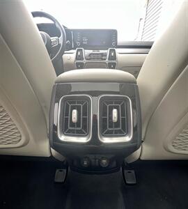 2023 Kia Sorento SX   - Photo 16 - Macomb, IL 61455