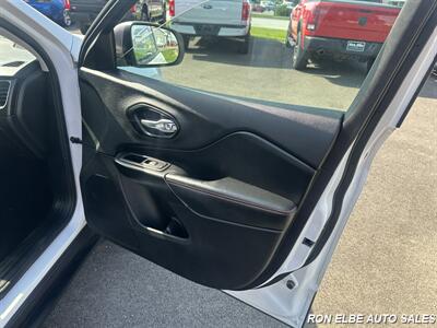 2020 Jeep Cherokee Trailhawk   - Photo 42 - Macomb, IL 61455