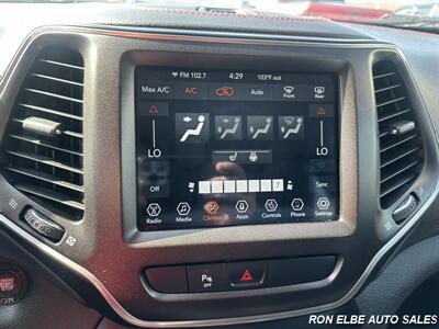 2020 Jeep Cherokee Trailhawk   - Photo 28 - Macomb, IL 61455