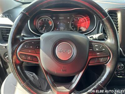 2020 Jeep Cherokee Trailhawk   - Photo 25 - Macomb, IL 61455