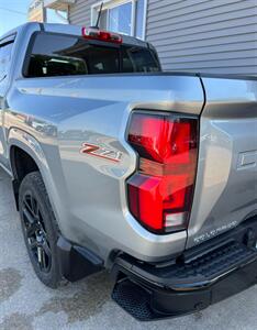 2024 Chevrolet Colorado Z71   - Photo 9 - Macomb, IL 61455