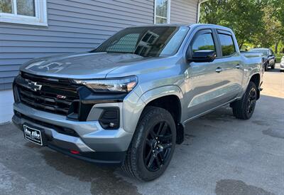 2024 Chevrolet Colorado Z71   - Photo 2 - Macomb, IL 61455