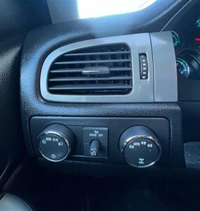 2013 Chevrolet Silverado 1500 LTZ - Photo 27 - Macomb, IL 61455