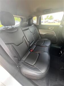 2022 Jeep Compass Limited - Photo 12 - Macomb, IL 61455