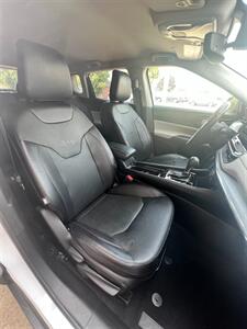 2022 Jeep Compass Limited - Photo 11 - Macomb, IL 61455