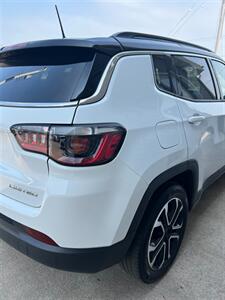 2022 Jeep Compass Limited - Photo 8 - Macomb, IL 61455