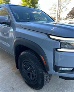 2025 Nissan Frontier PRO-4X - Photo 6 - Macomb, IL 61455