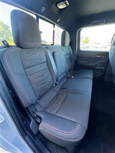2025 Nissan Frontier PRO-4X - Photo 21 - Macomb, IL 61455