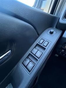 2025 Nissan Frontier PRO-4X - Photo 26 - Macomb, IL 61455