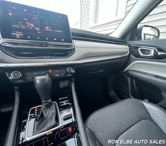 2022 Jeep Compass Limited   - Photo 18 - Macomb, IL 61455
