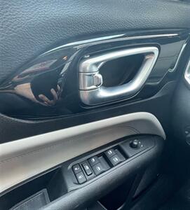 2022 Jeep Compass Limited   - Photo 16 - Macomb, IL 61455