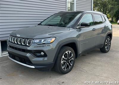 2022 Jeep Compass Limited   - Photo 2 - Macomb, IL 61455