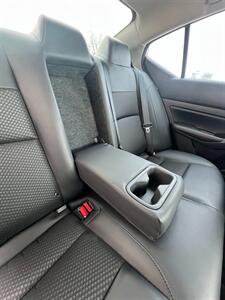 2023 Nissan Altima 2.5 SR   - Photo 13 - Macomb, IL 61455