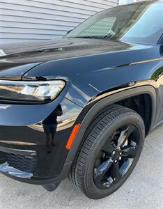 2023 Jeep Grand Cherokee L Limited   - Photo 5 - Macomb, IL 61455