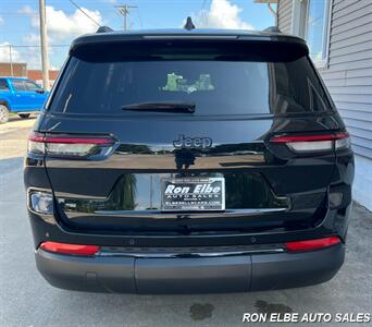 2023 Jeep Grand Cherokee L Limited   - Photo 9 - Macomb, IL 61455