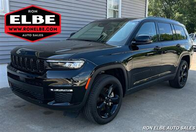 2023 Jeep Grand Cherokee L Limited   - Photo 1 - Macomb, IL 61455