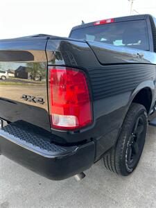 2021 RAM 1500 Classic SLT   - Photo 8 - Macomb, IL 61455