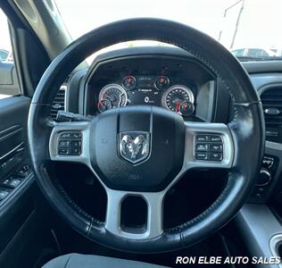 2021 RAM 1500 Classic SLT   - Photo 17 - Macomb, IL 61455