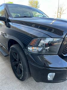 2021 RAM 1500 Classic SLT   - Photo 7 - Macomb, IL 61455