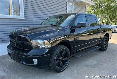 2021 RAM 1500 Classic SLT   - Photo 2 - Macomb, IL 61455