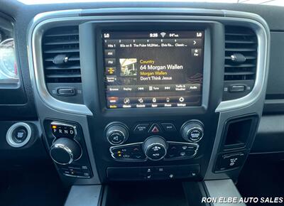 2021 RAM 1500 Classic SLT   - Photo 18 - Macomb, IL 61455