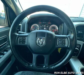 2019 RAM 1500 Classic SLT   - Photo 15 - Macomb, IL 61455