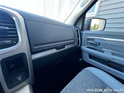 2019 RAM 1500 Classic SLT   - Photo 17 - Macomb, IL 61455