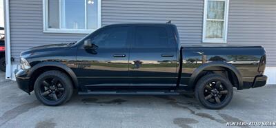 2019 RAM 1500 Classic SLT   - Photo 3 - Macomb, IL 61455