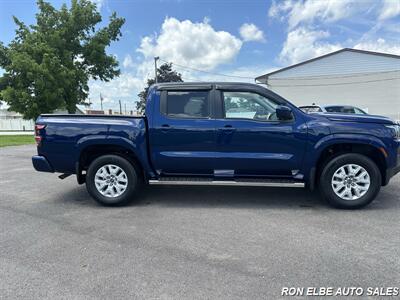 2022 Nissan Frontier SV - Photo 5 - Macomb, IL 61455