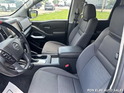2022 Nissan Frontier SV - Photo 24 - Macomb, IL 61455