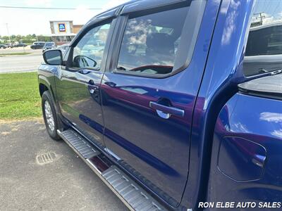 2022 Nissan Frontier SV - Photo 43 - Macomb, IL 61455