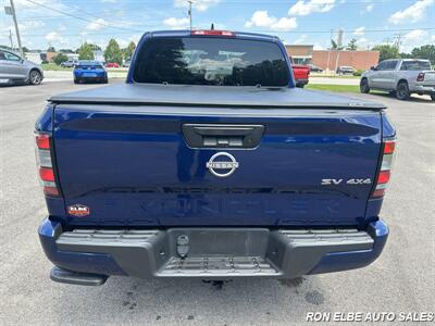 2022 Nissan Frontier SV - Photo 17 - Macomb, IL 61455
