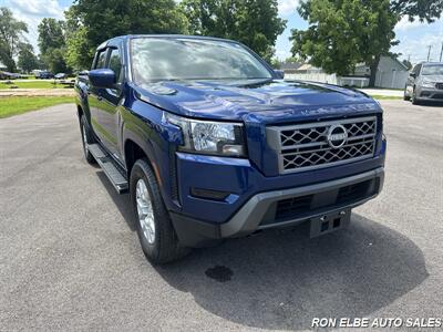 2022 Nissan Frontier SV - Photo 7 - Macomb, IL 61455
