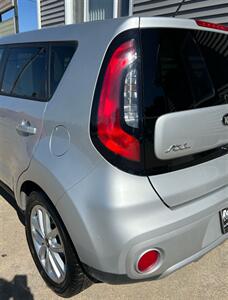 2017 Kia Soul + - Photo 9 - Macomb, IL 61455