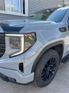 2024 GMC Sierra 1500 Elevation   - Photo 5 - Macomb, IL 61455
