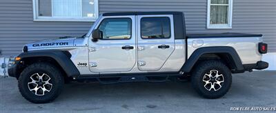 2020 Jeep Gladiator Sport S - Photo 3 - Macomb, IL 61455