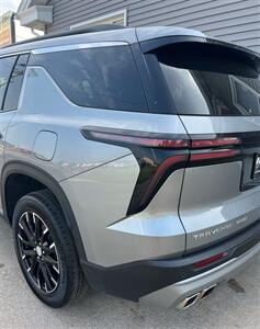 2025 Chevrolet Traverse LT - Photo 10 - Macomb, IL 61455