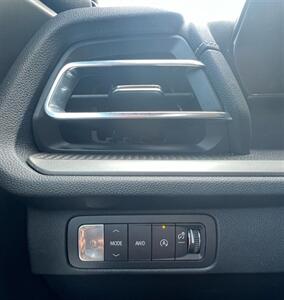 2025 Chevrolet Traverse LT - Photo 20 - Macomb, IL 61455